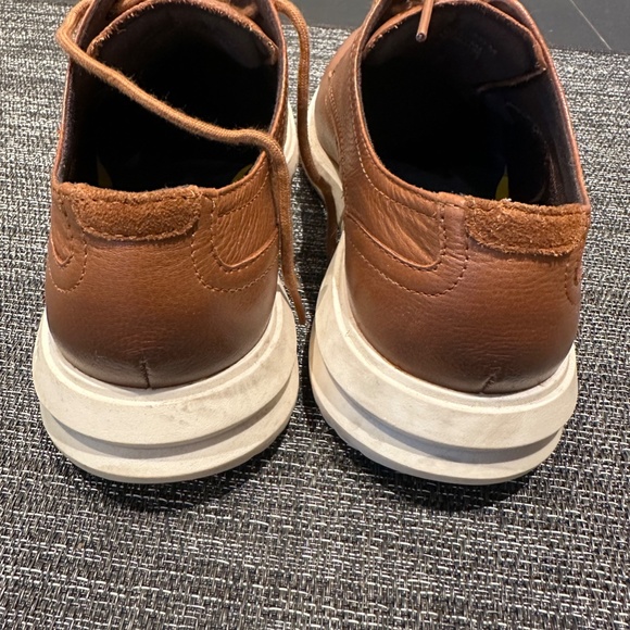 Men's COLE HAAN lace up shoes - Picture 2 of 6